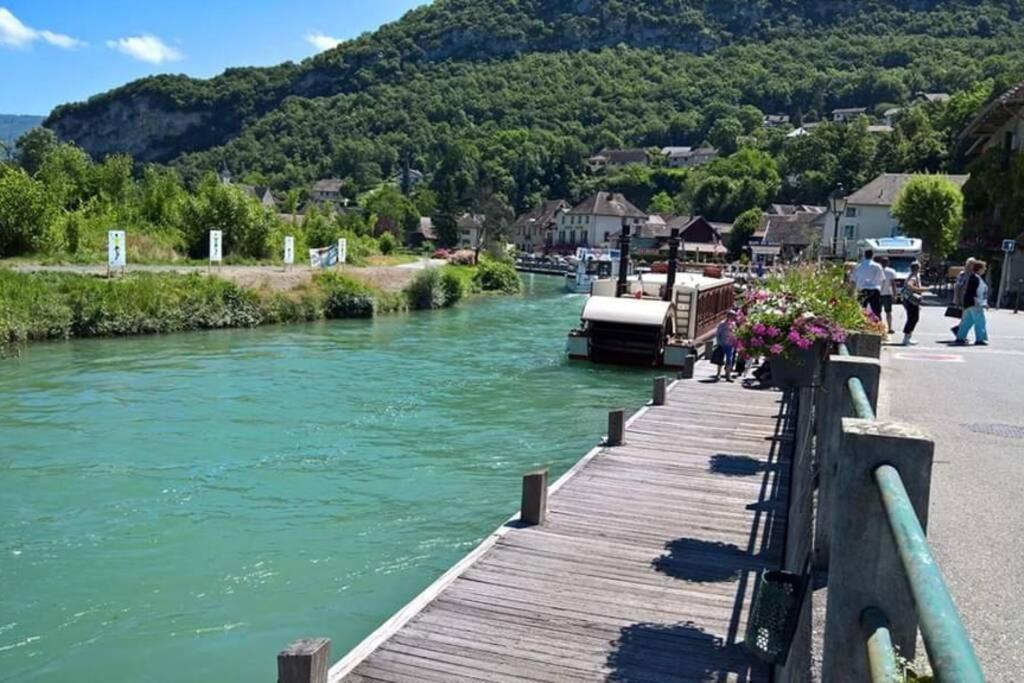 Le Portougais, Chalet A Chanaz, La Petite Venise Savoyarde מראה חיצוני תמונה