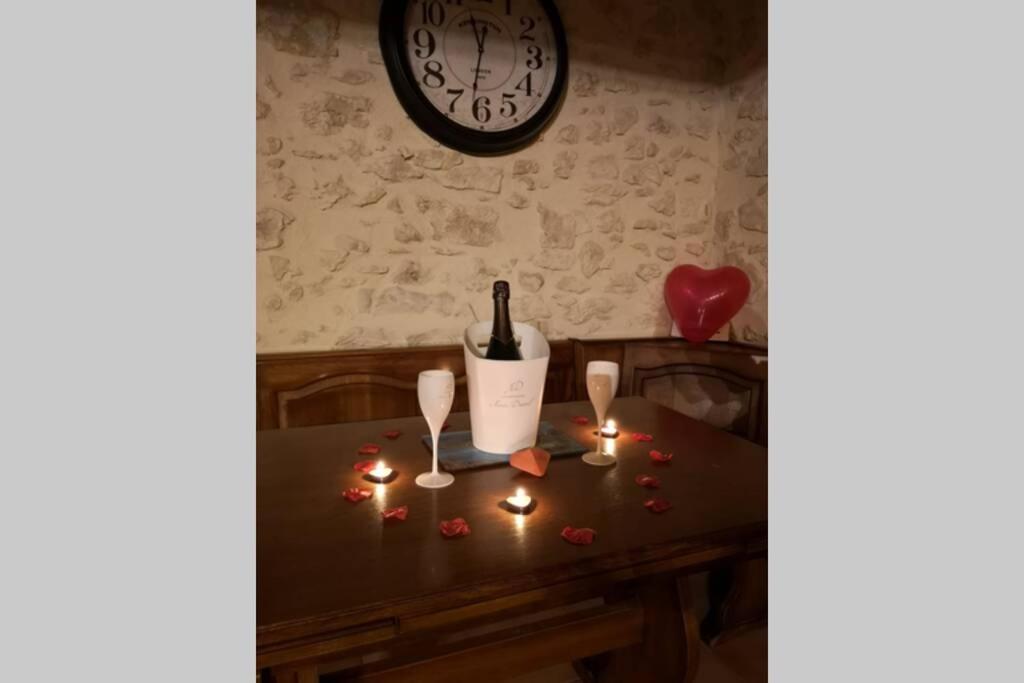 Le Portougais, Chalet A Chanaz, La Petite Venise Savoyarde מראה חיצוני תמונה