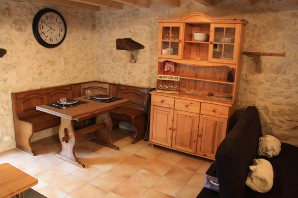 Le Portougais, Chalet A Chanaz, La Petite Venise Savoyarde מראה חיצוני תמונה